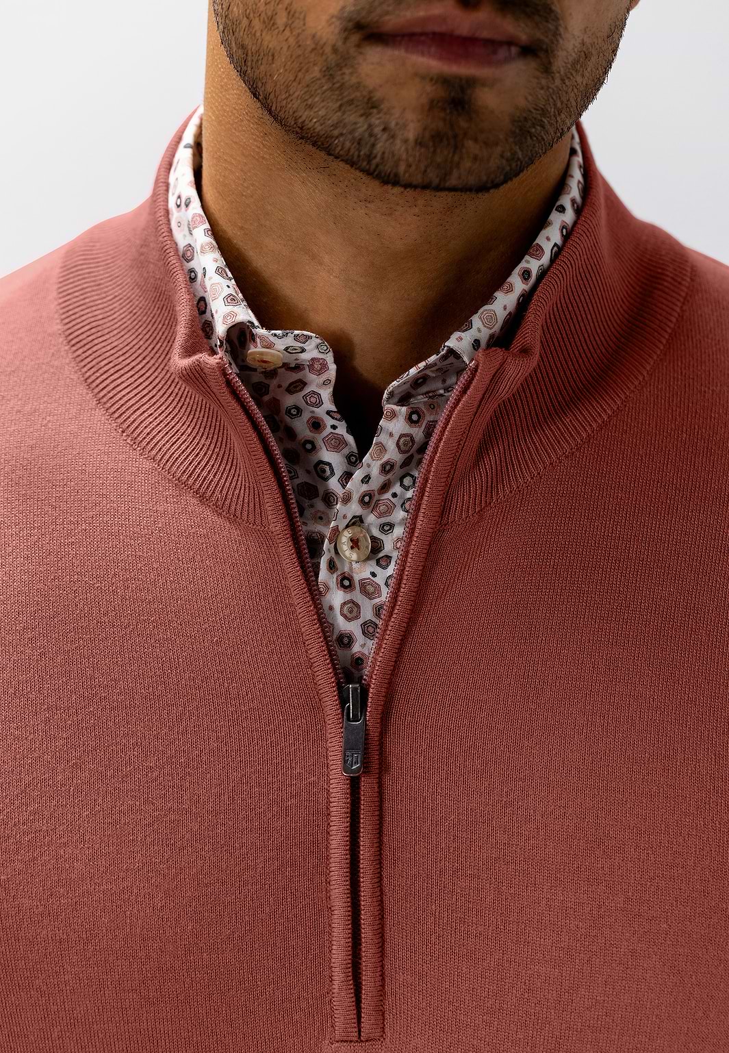 Feinstrick-Pullover-mit-kurzem-Reißverschluss