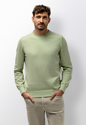 Fijngebreide-trui-met-ronde-hals