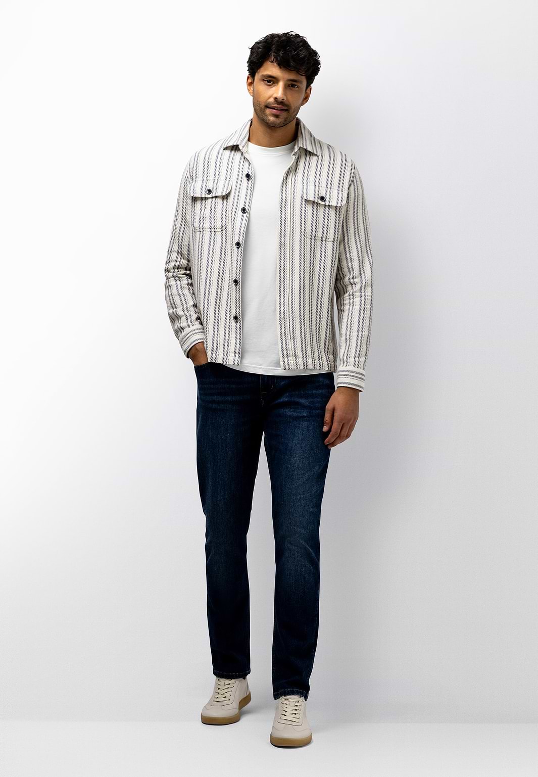 Gestreept-overshirt-met-borstzakken