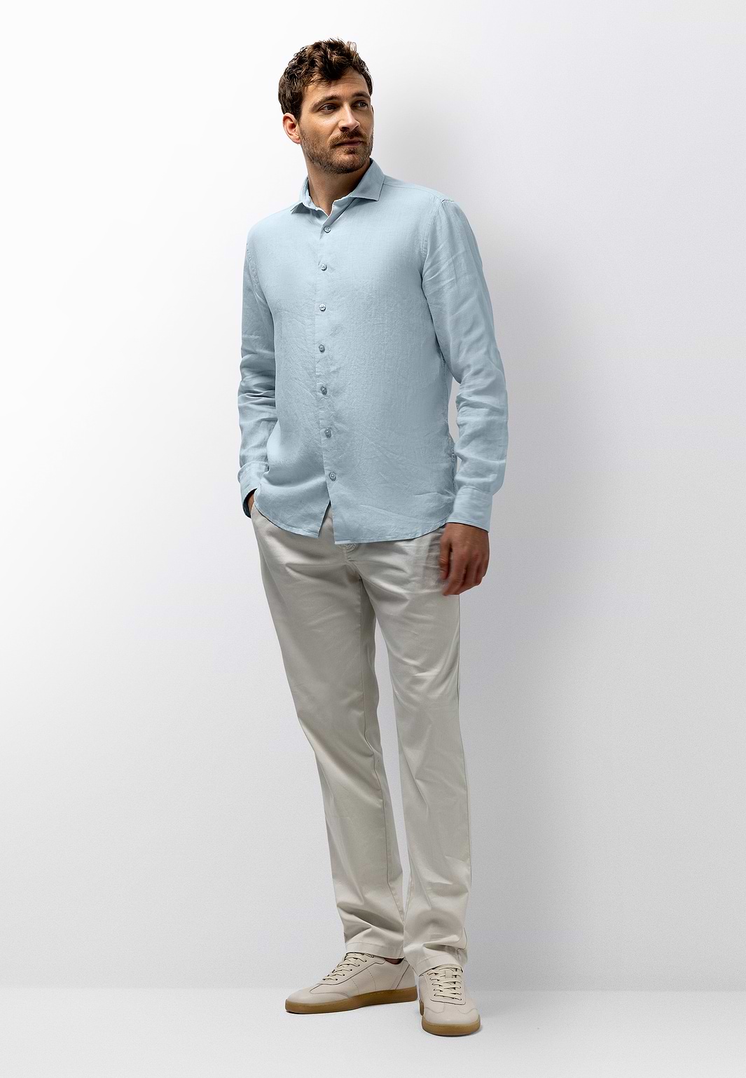 Linnen-overhemd-met-gewassen-look