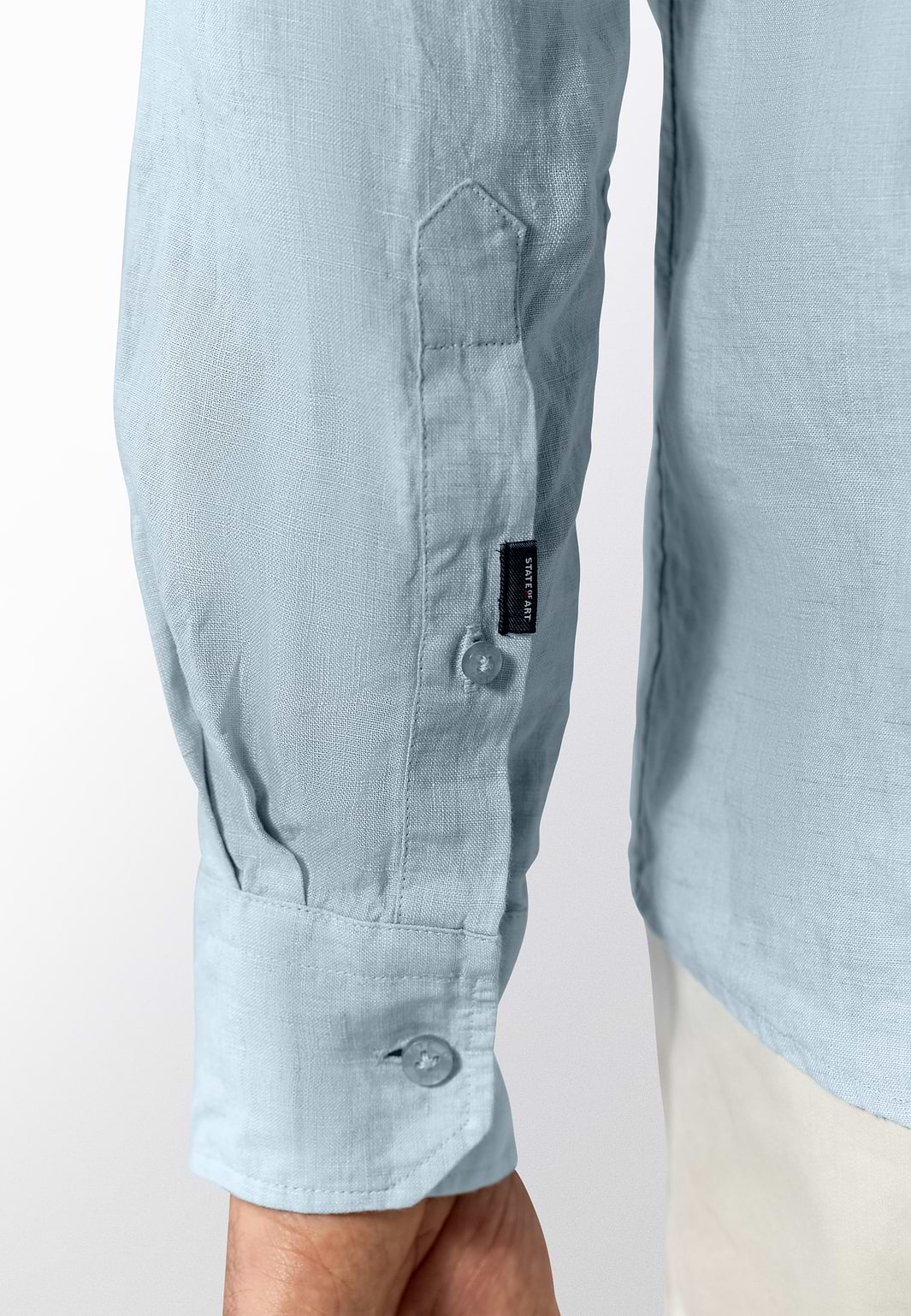 Linnen-overhemd-met-gewassen-look