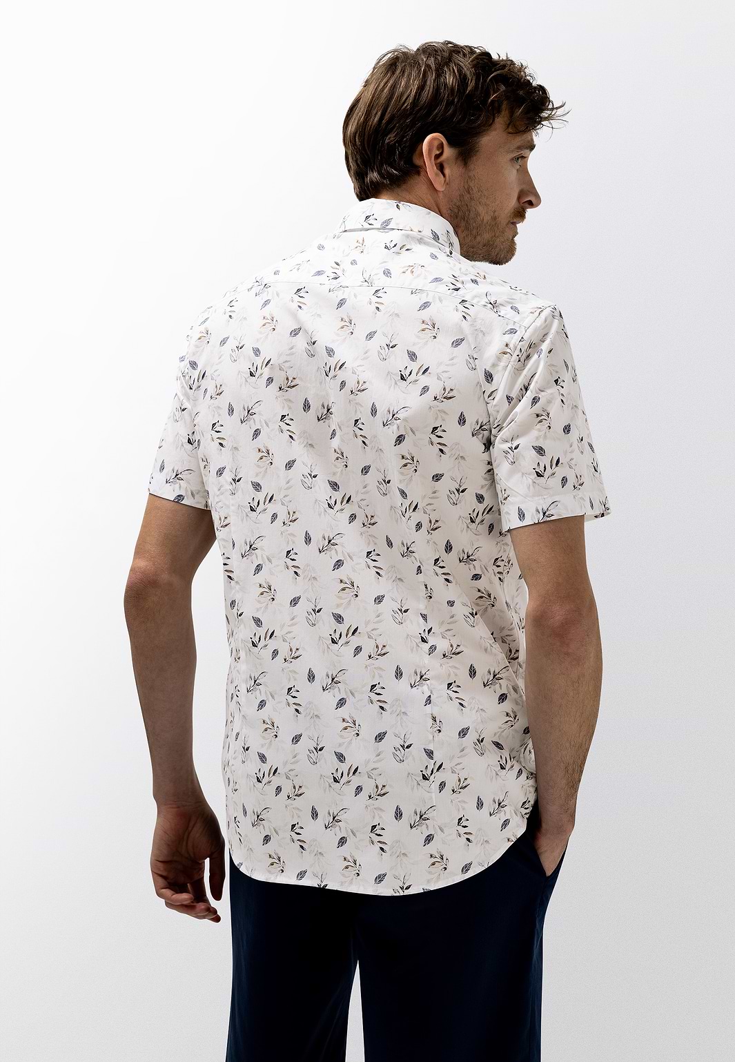 Poplin-overhemd-met-botanische-print