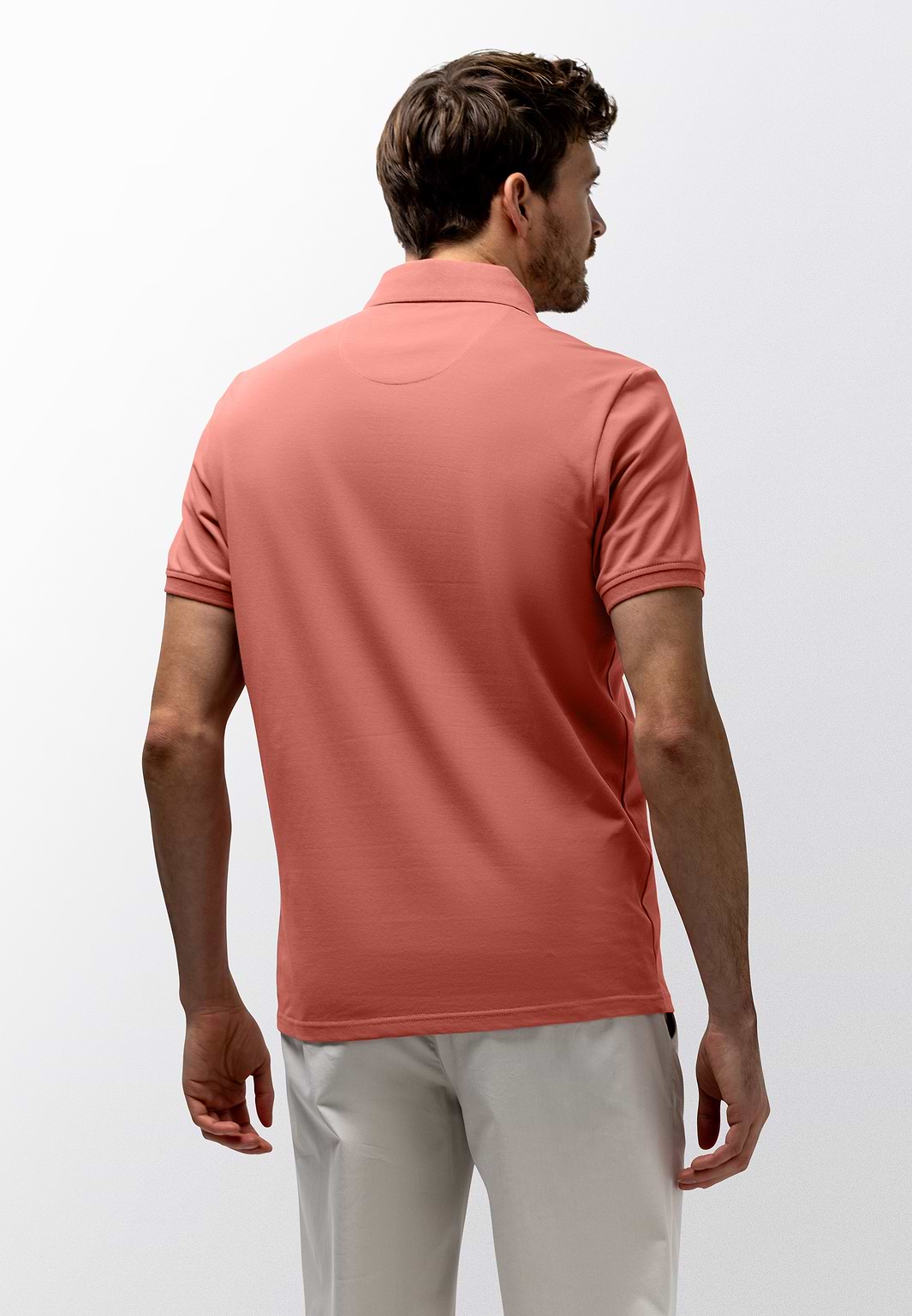 Polo-piqué-avec-imprimé-3D-en-caoutchouc