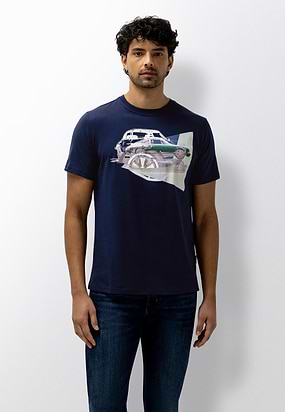 T-shirt-met-grafische-auto-print