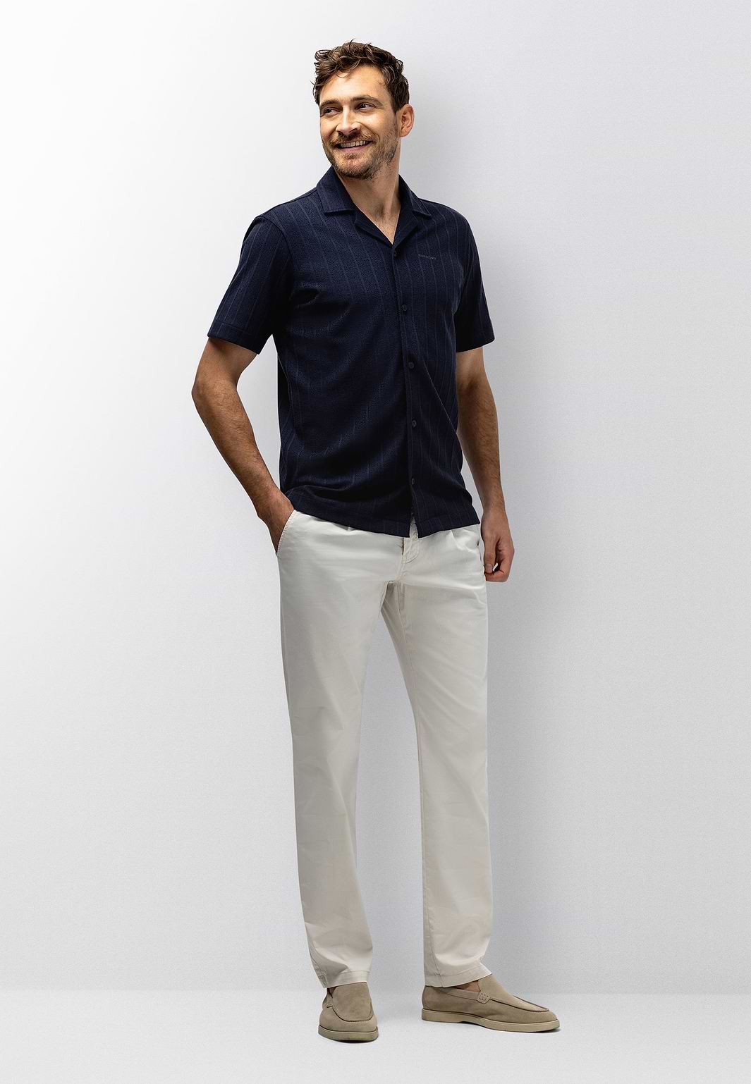 Polo-Strickjacke-mit-Struktur