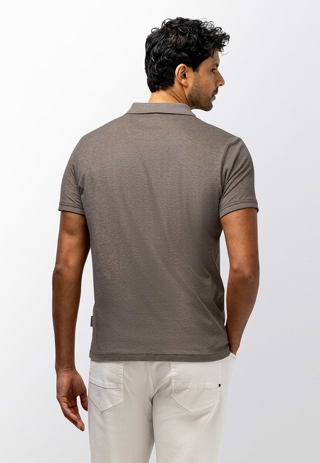 Poloshirt-aus-merzerisierter-Baumwolle