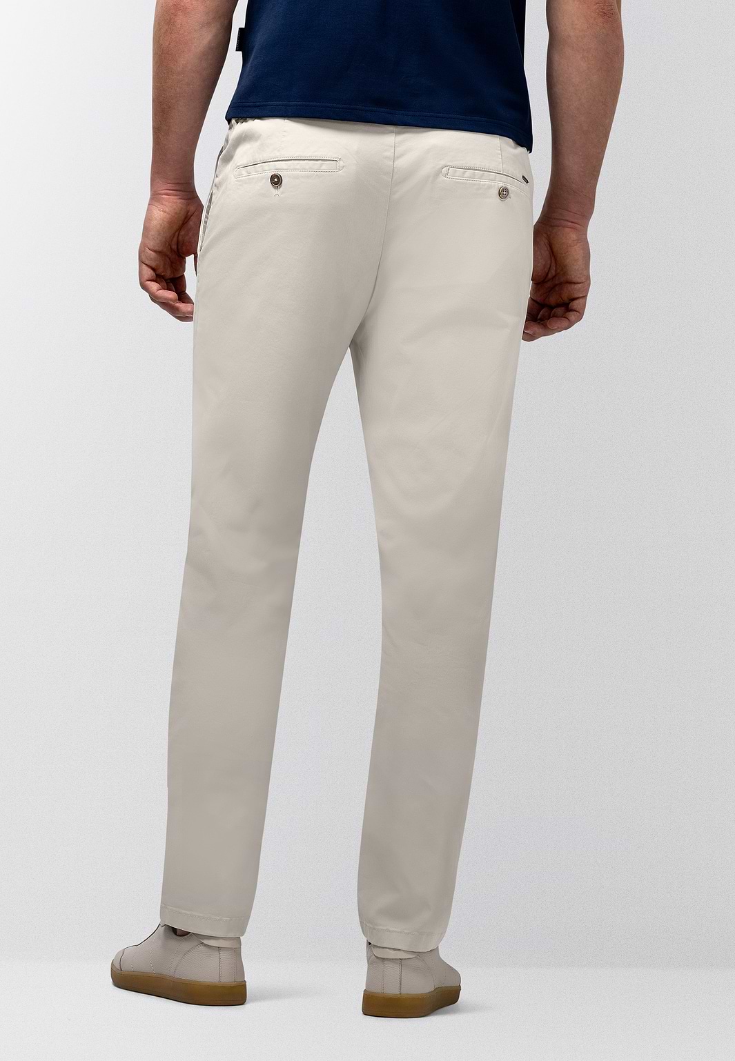 NAVIGATOR-twill-chino-in-stretchstof