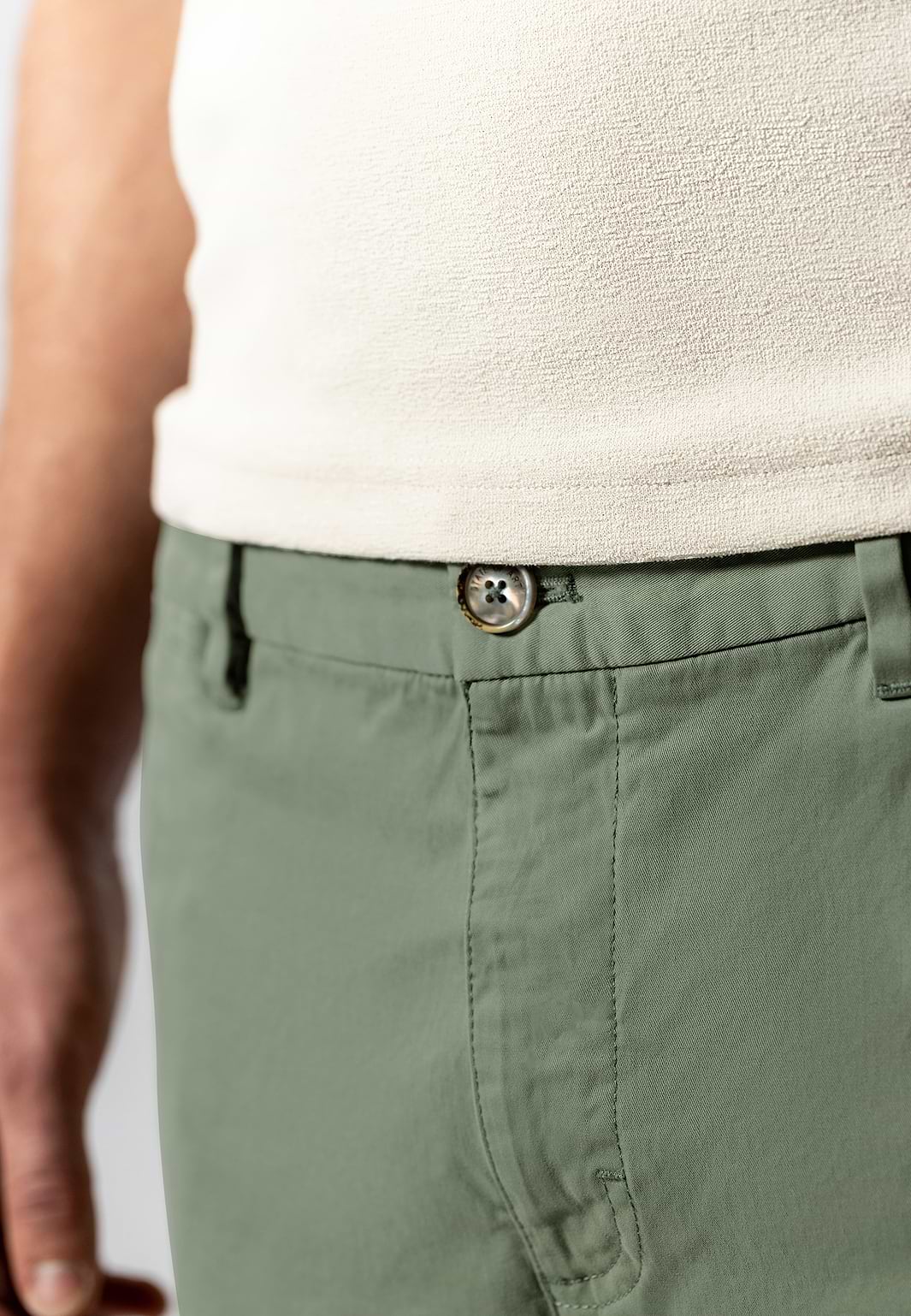 Chino-stretch-NAVIGATOR-en-twill