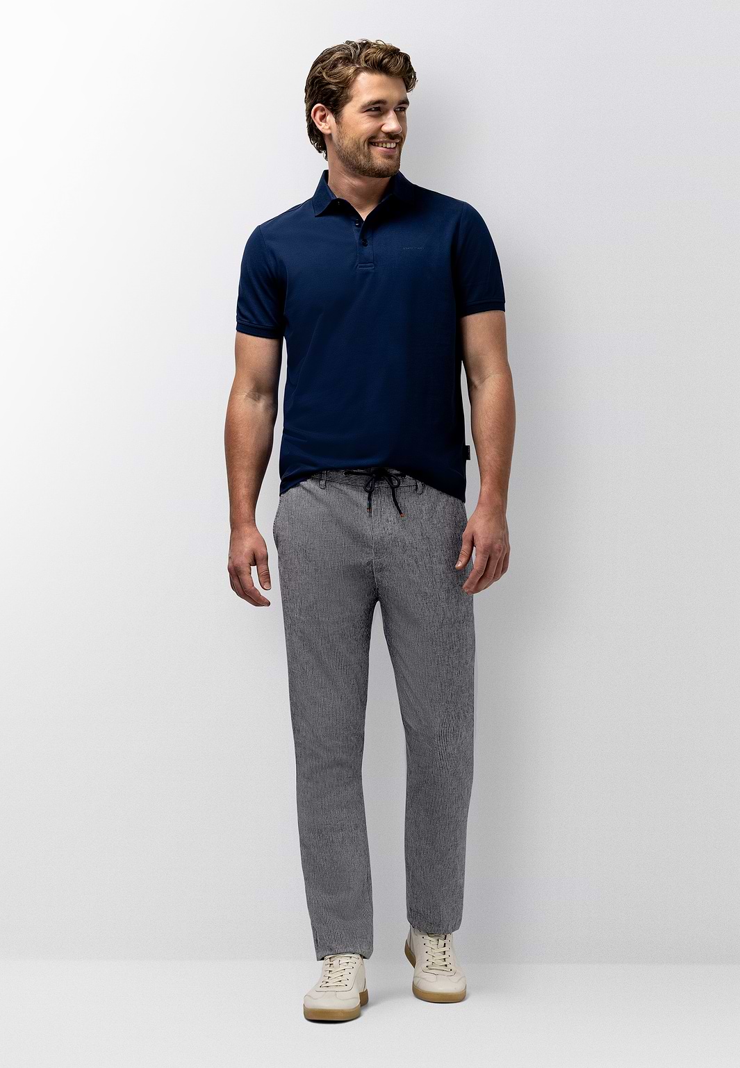 NAVIGATOR-striped-stretch-chino