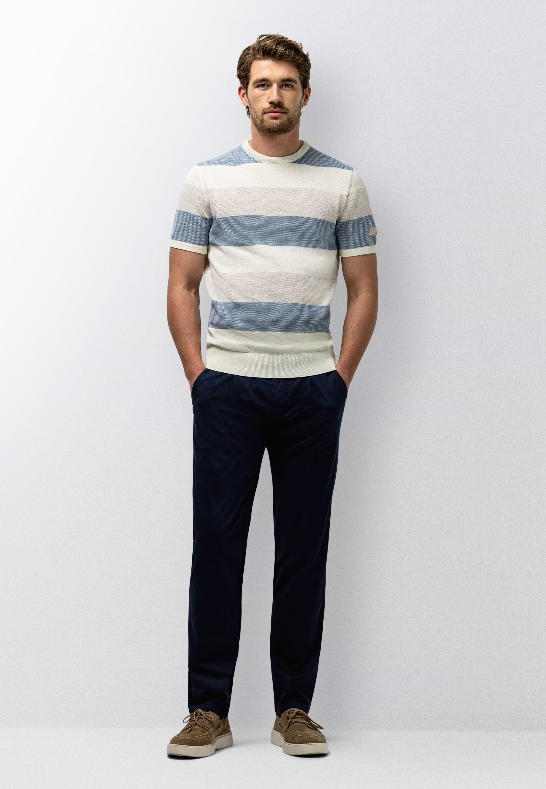 NAVIGATOR chino in stretchstof met bandplooien
