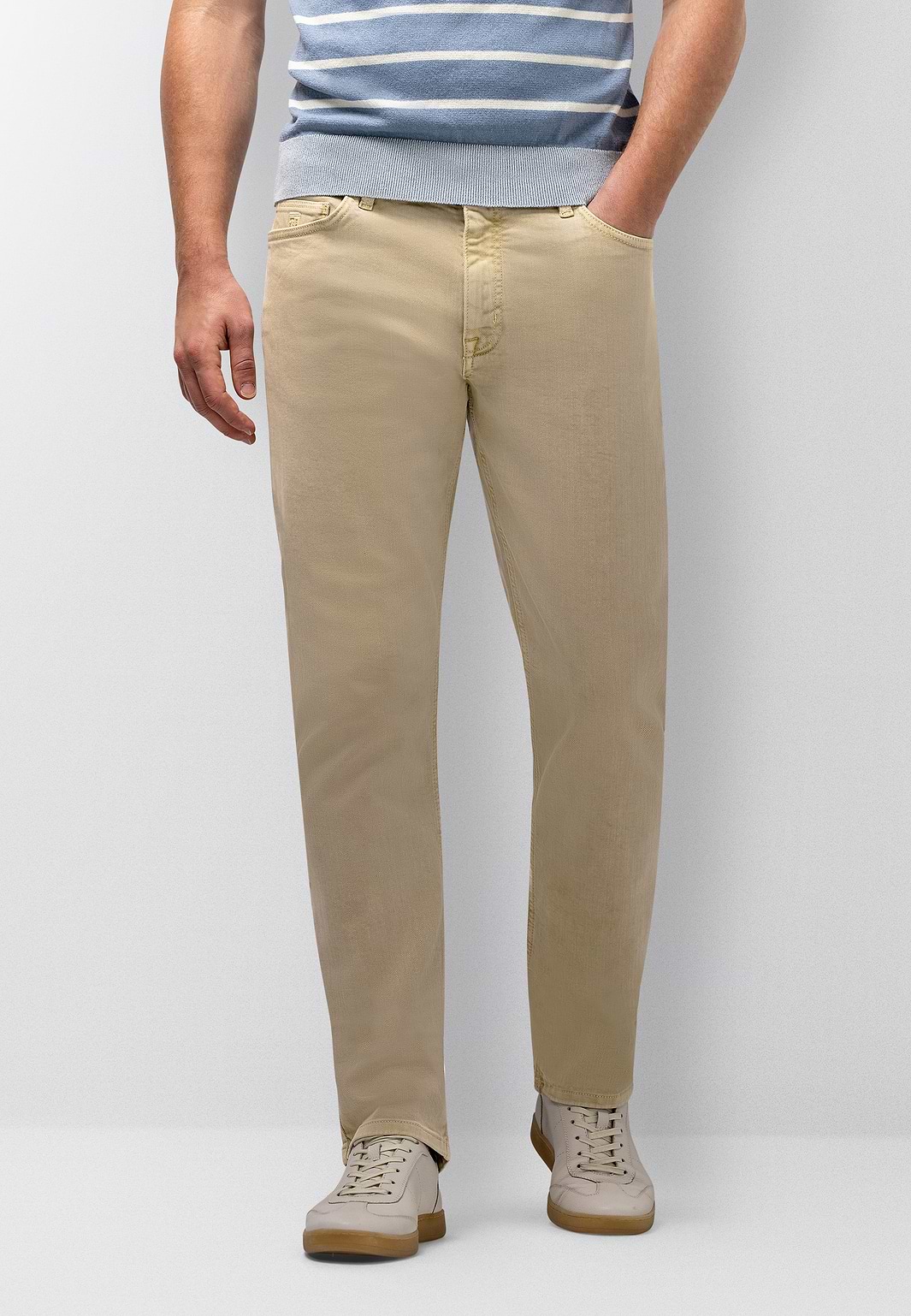 RACER-5-pocket-van-gekleurd-stretchdenim