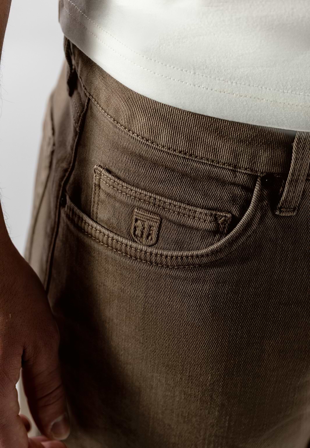RACER-5-pocket-van-gekleurd-stretchdenim