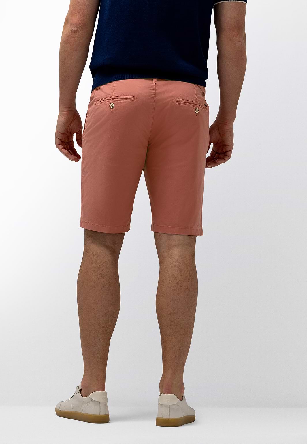 Chinoshort-met-elastische-details