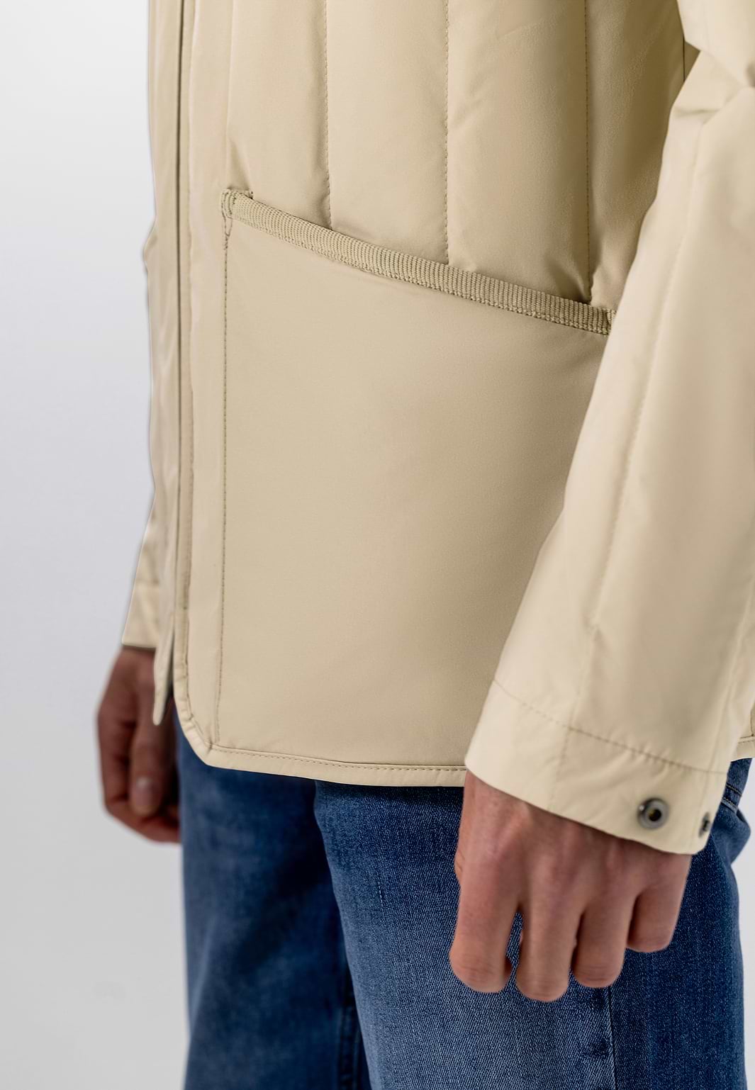 Gewatteerde-jas-met-ritssluiting