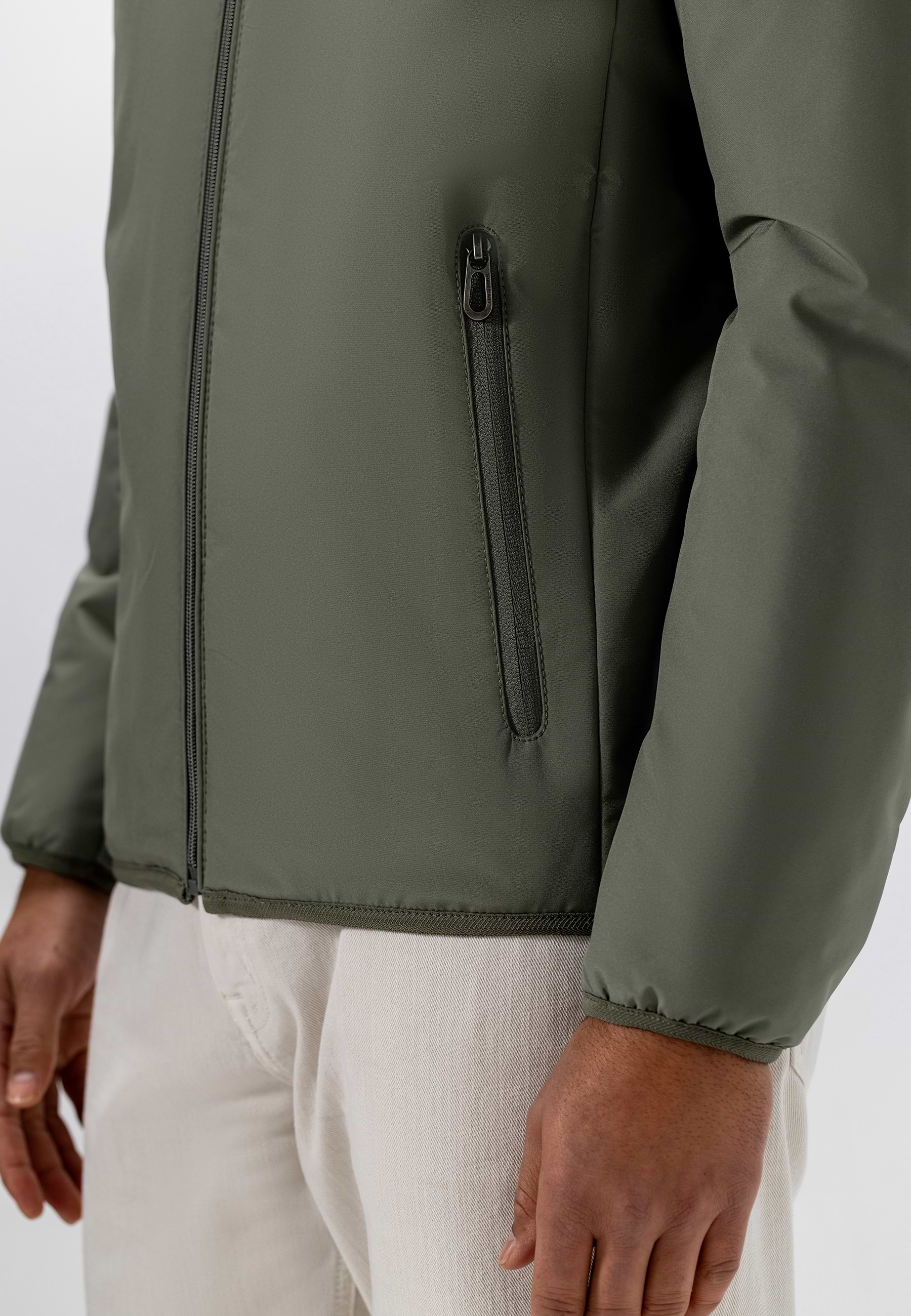 Padded jacket with stand collar