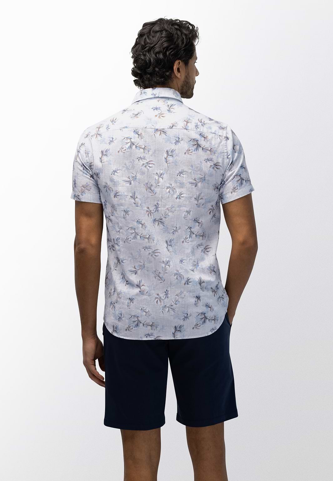 Overhemd-met-botanische-print