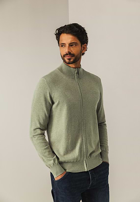 Fijngebreid-vest-met-rits