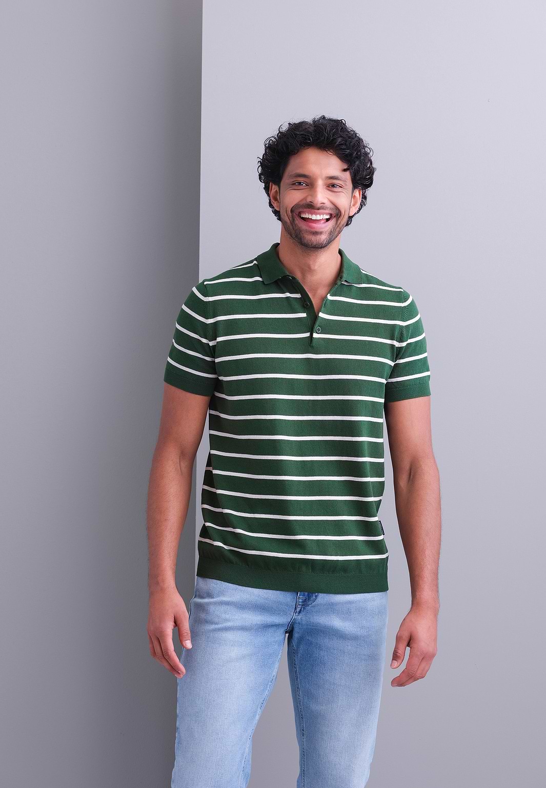 Gebreide-polo-met-streepmotief