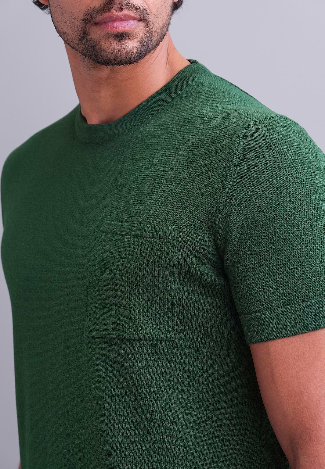 Gebreid-T-shirt-met-borstzak