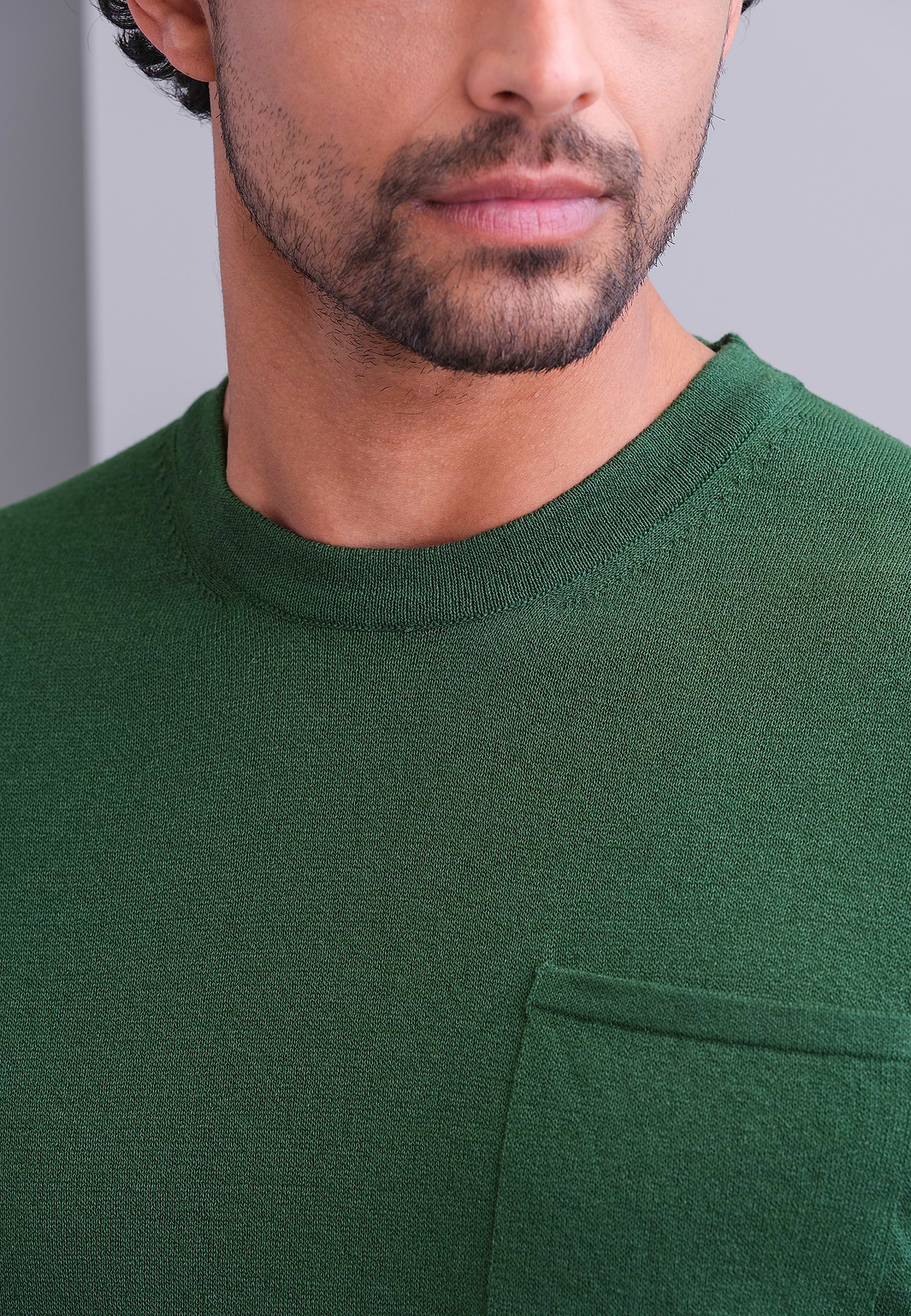 Gebreid-T-shirt-met-borstzak