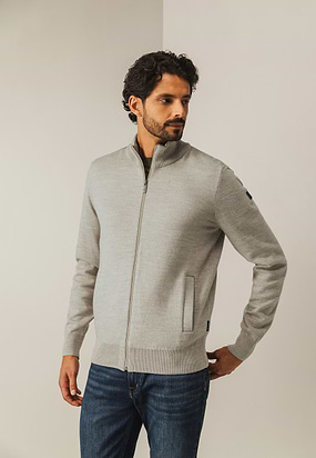 Dubbelgebreid-vest-met-steekzakken