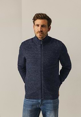 Gemêleerd-vest-met-structuurdessin