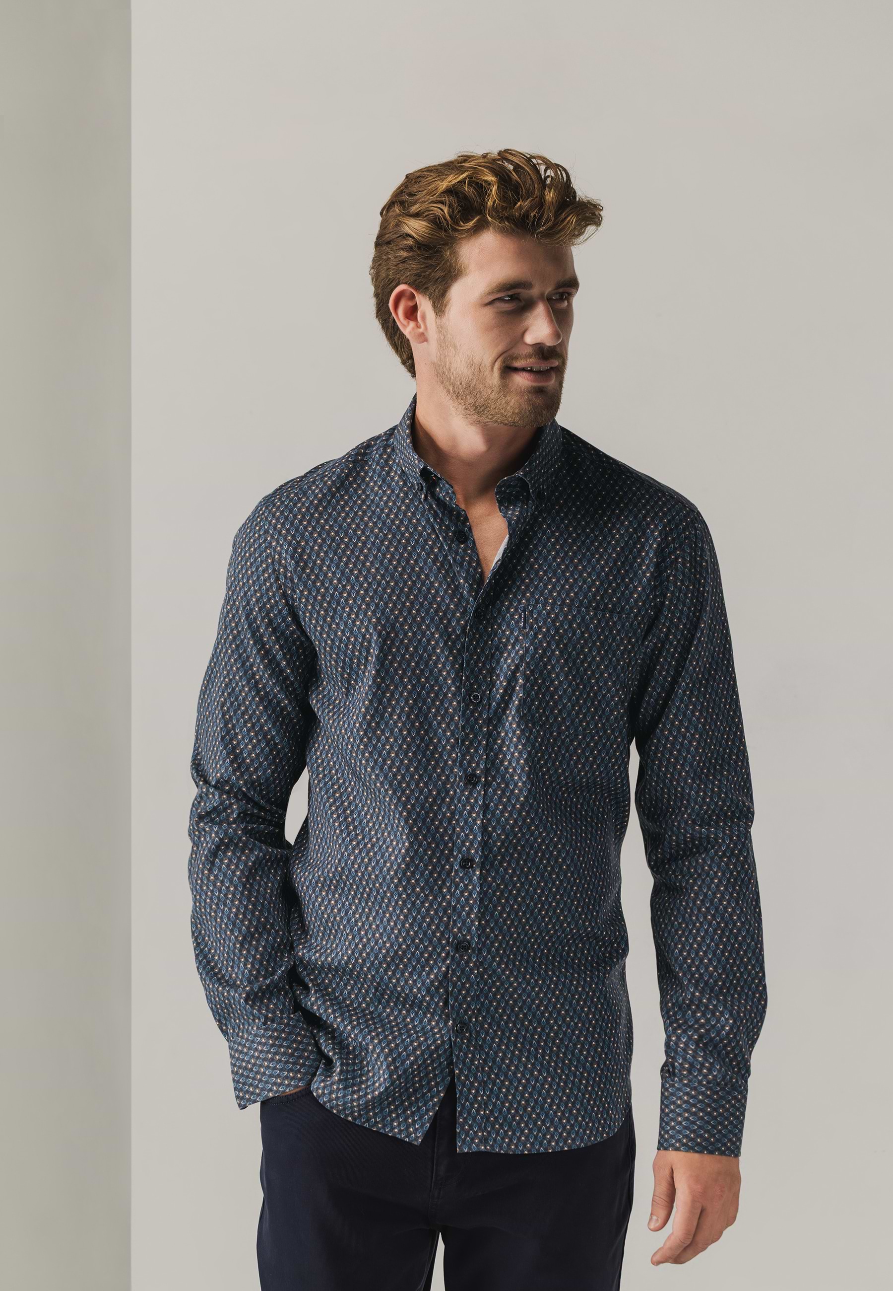 Geometric Over Shirts ron.】Geometric Over Shirts Pinched Logo