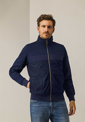 Sweatvest-met-nylon-details