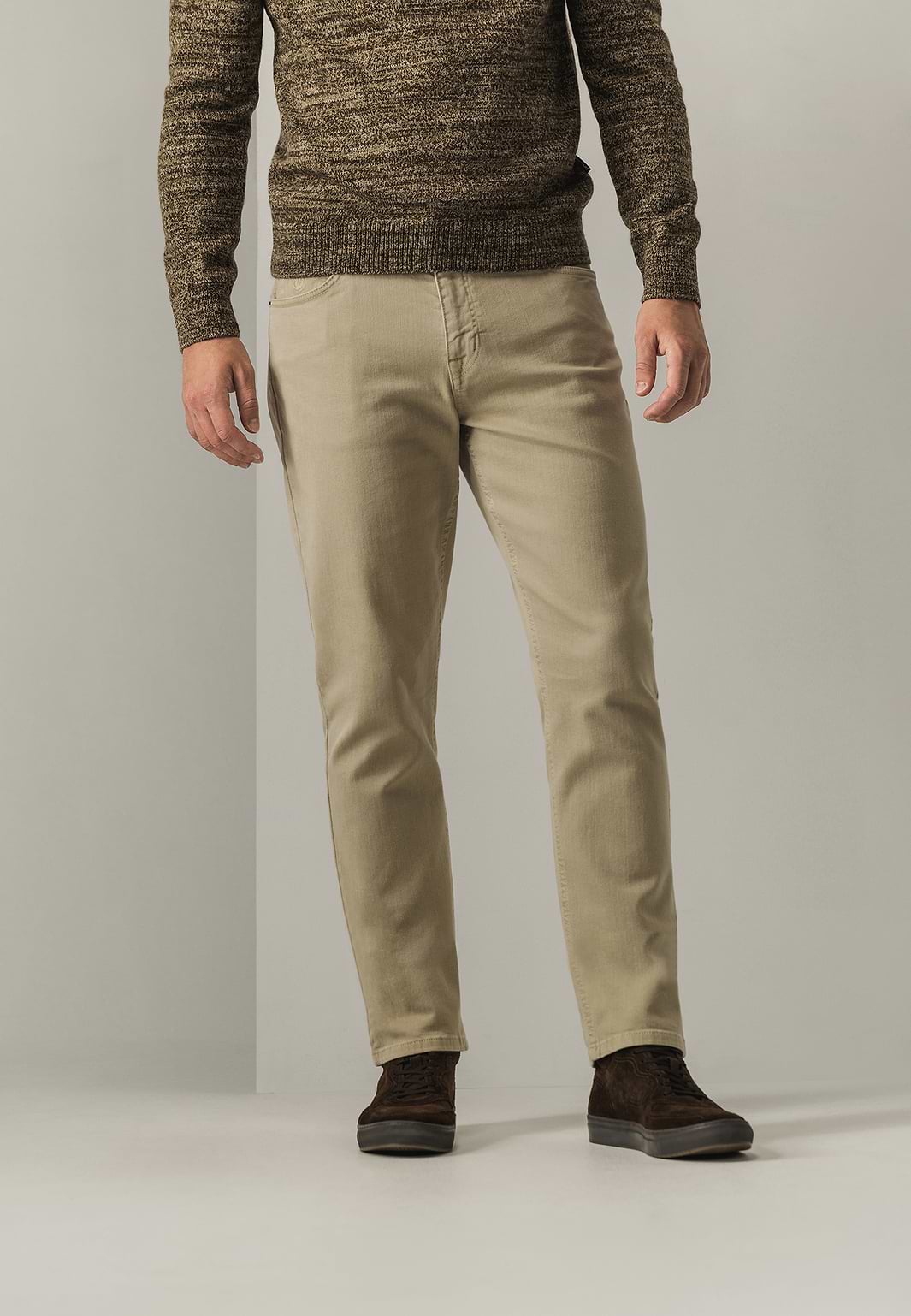 RACER-5-pocket-van-gekleurd-stretchdenim