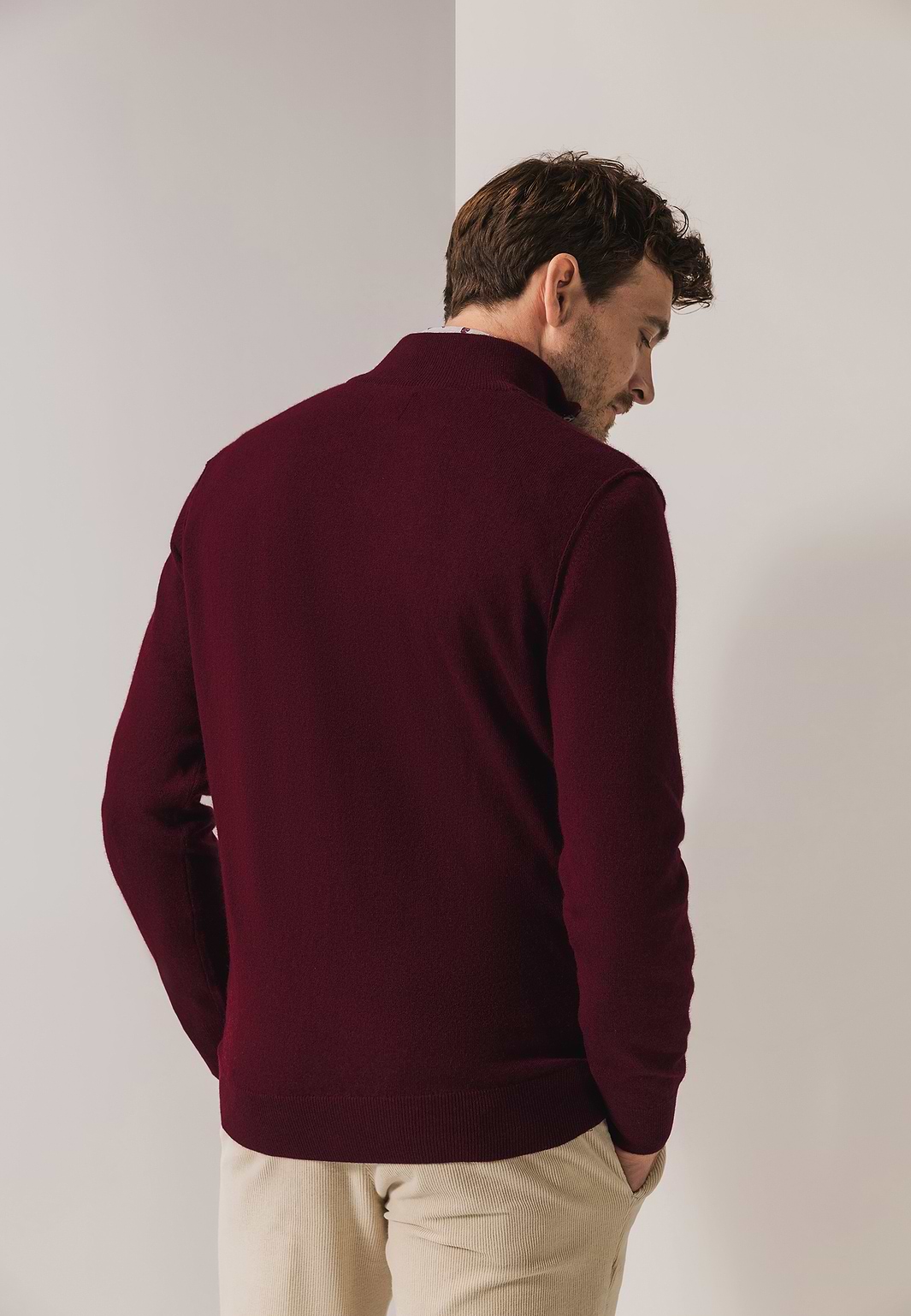 Pullover-mit-Nylondetails