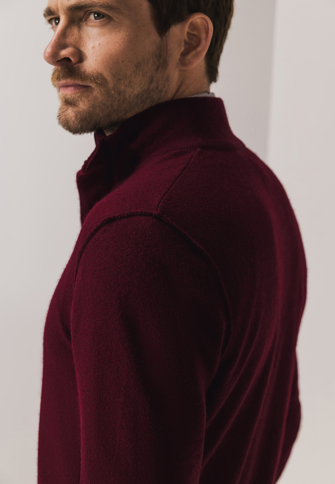 Pullover-mit-Nylondetails