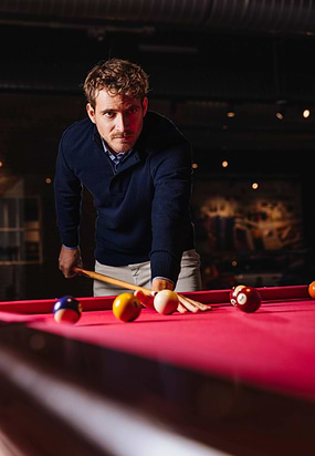 Trui-met-halve-rits-en-nylon-details