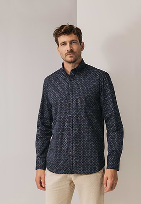 Overhemd-met-bladmotief