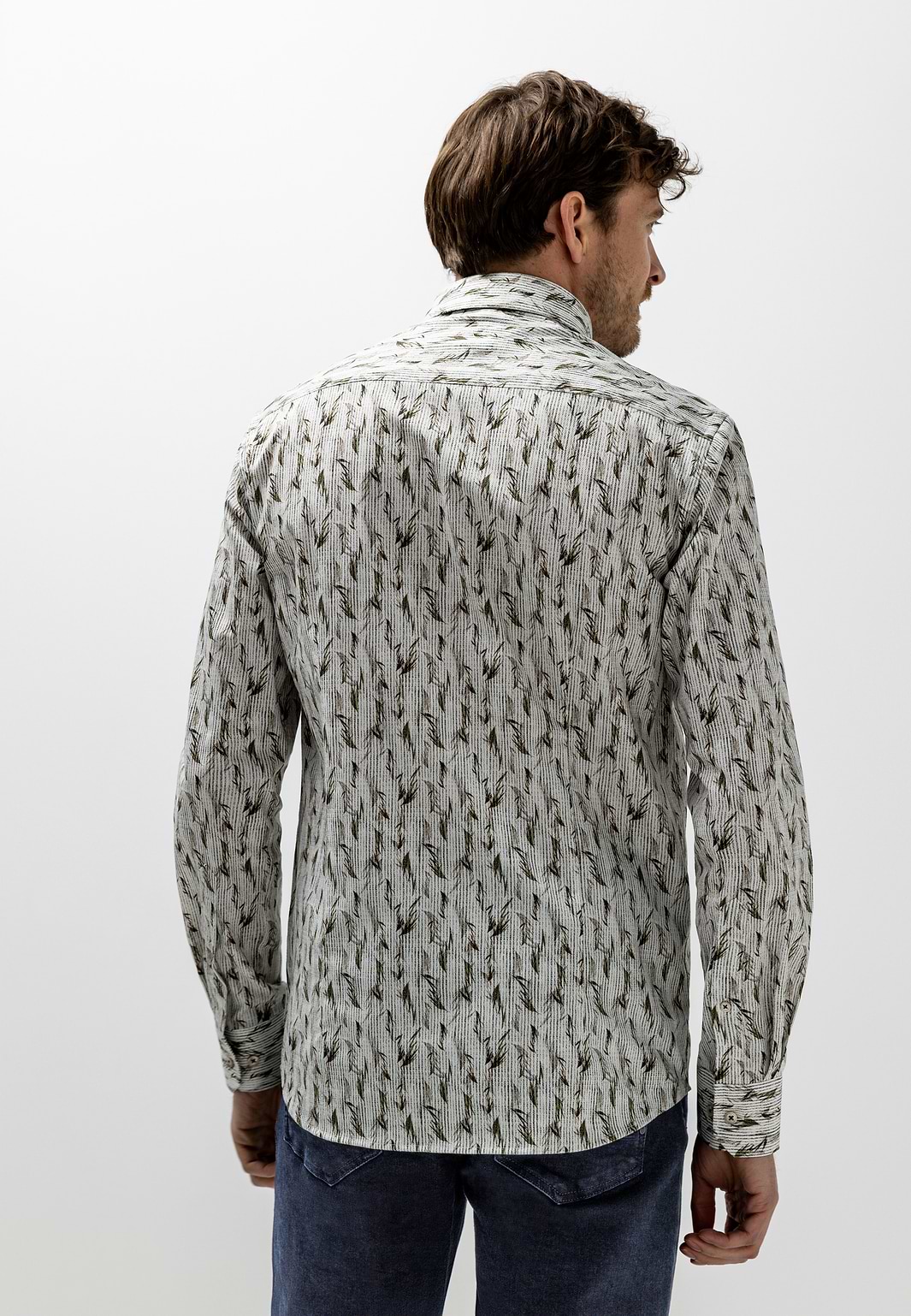 Overhemd-met-botanische-all-over-print