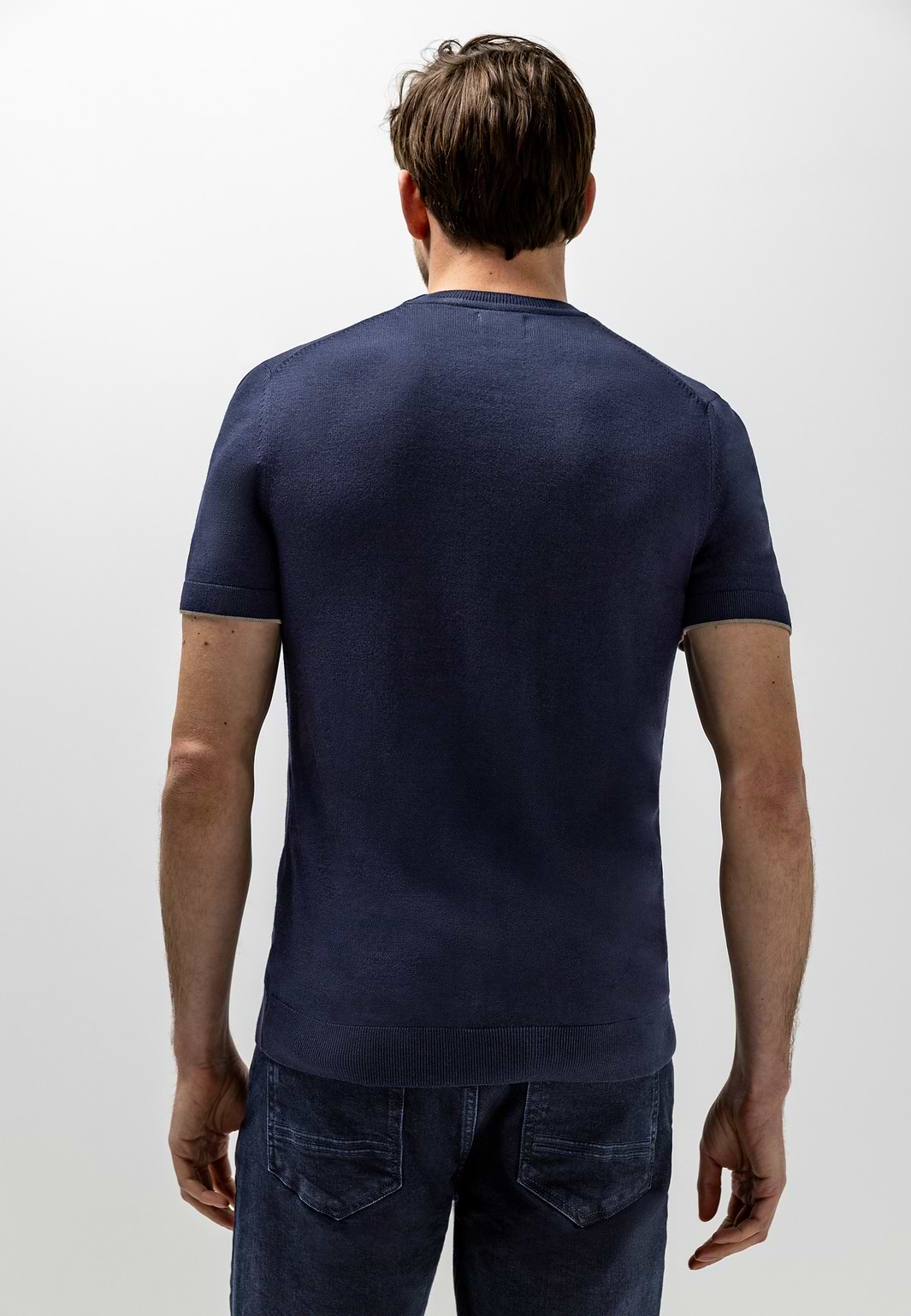 Fijngebreid-T-shirt-met-ronde-hals