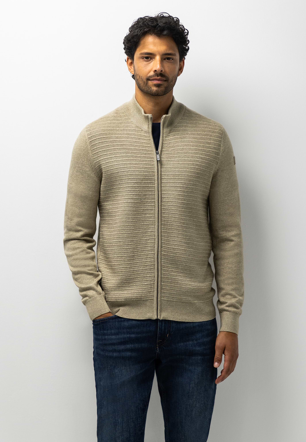 Vest-met-structuurpatroon
