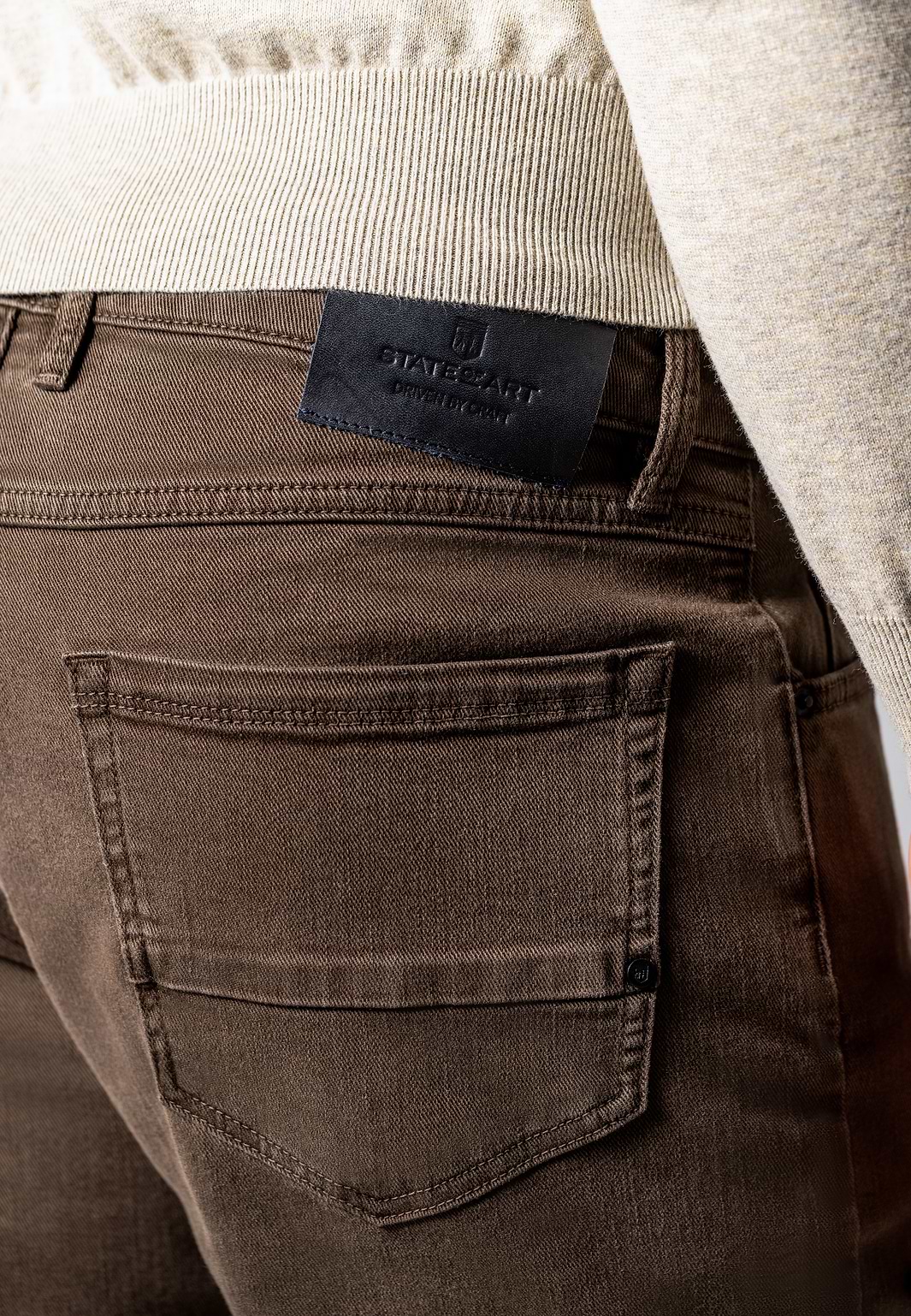 RACER-5-pocket-van-gekleurd-stretchdenim