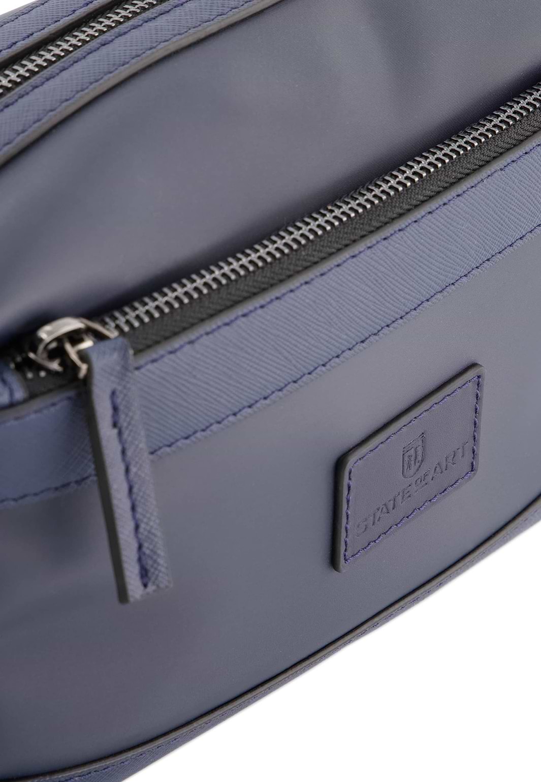 Kulturtasche-aus-Nylon