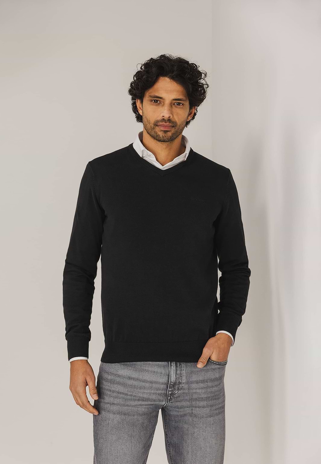 ESSENTIALS-jumper-in-cotton
