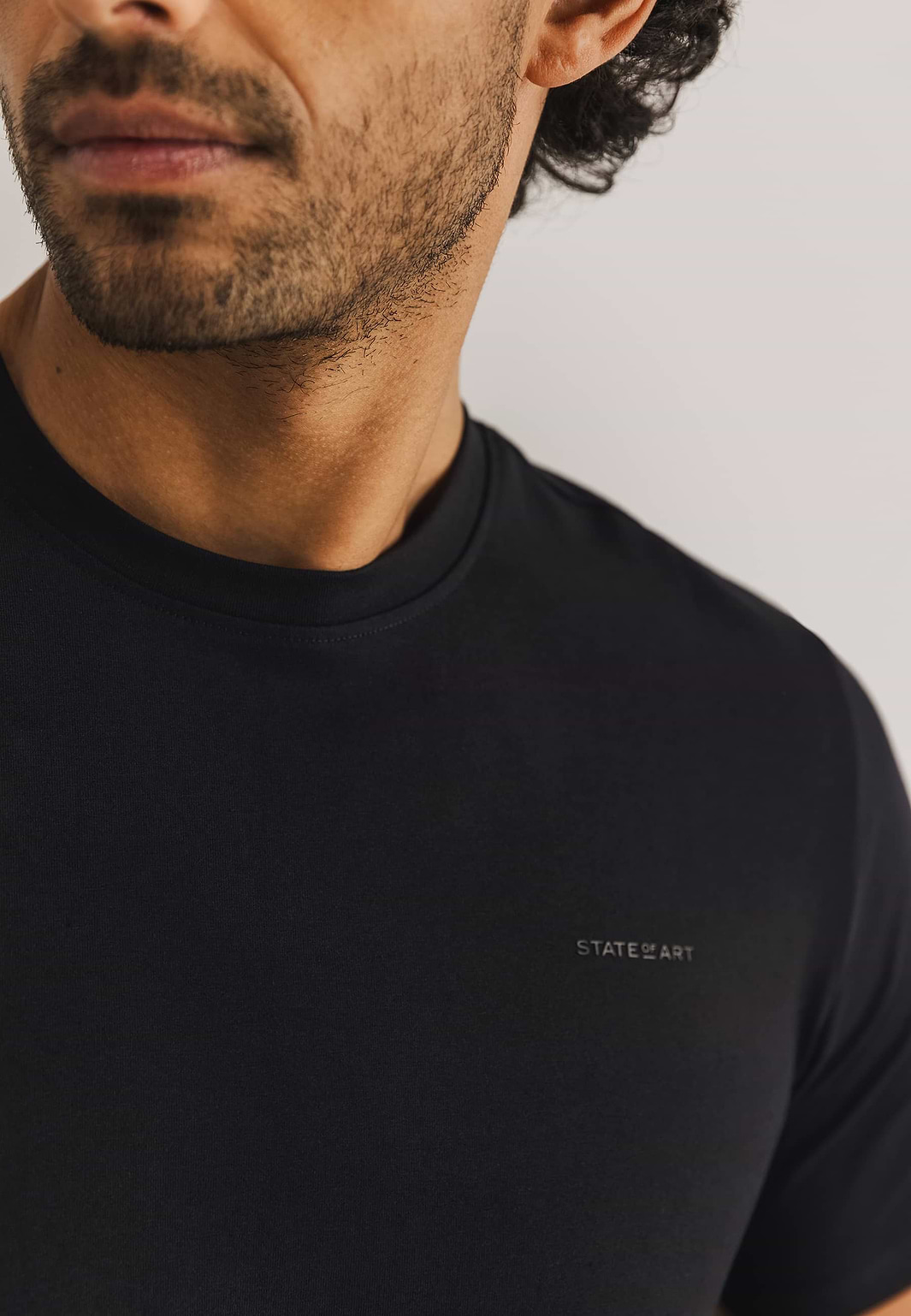 ESSENTIALS-T-shirt-met-ronde-hals