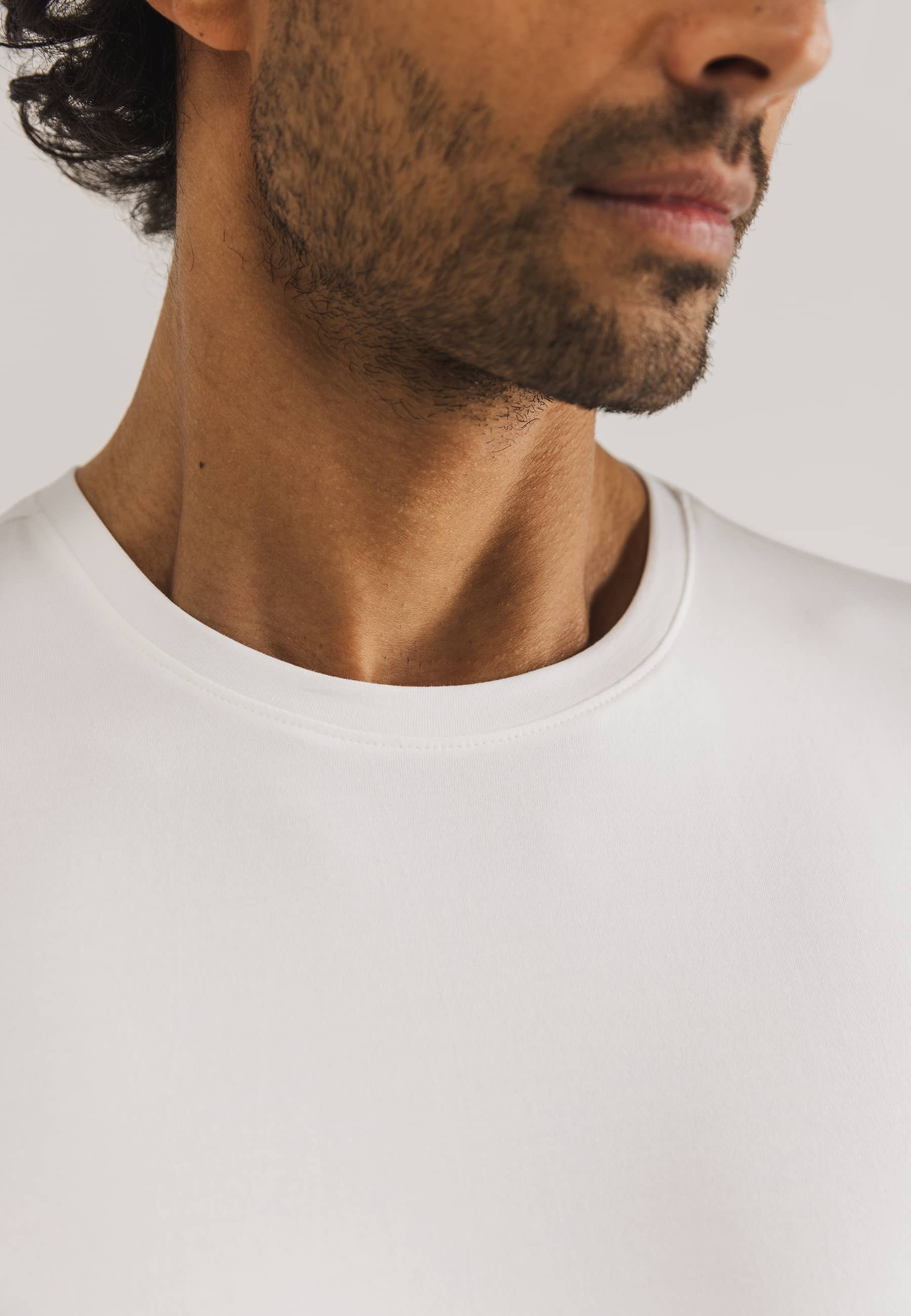 ESSENTIALS-T-shirt-extra-long