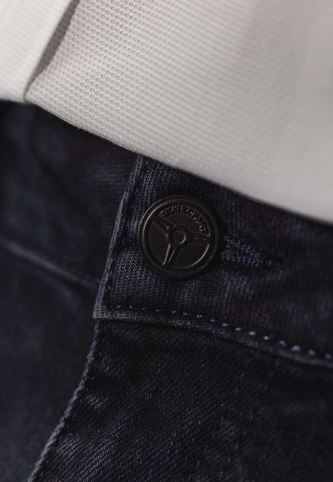 CRUISER-slim-fit-5-pocket-in-stretchdenim
