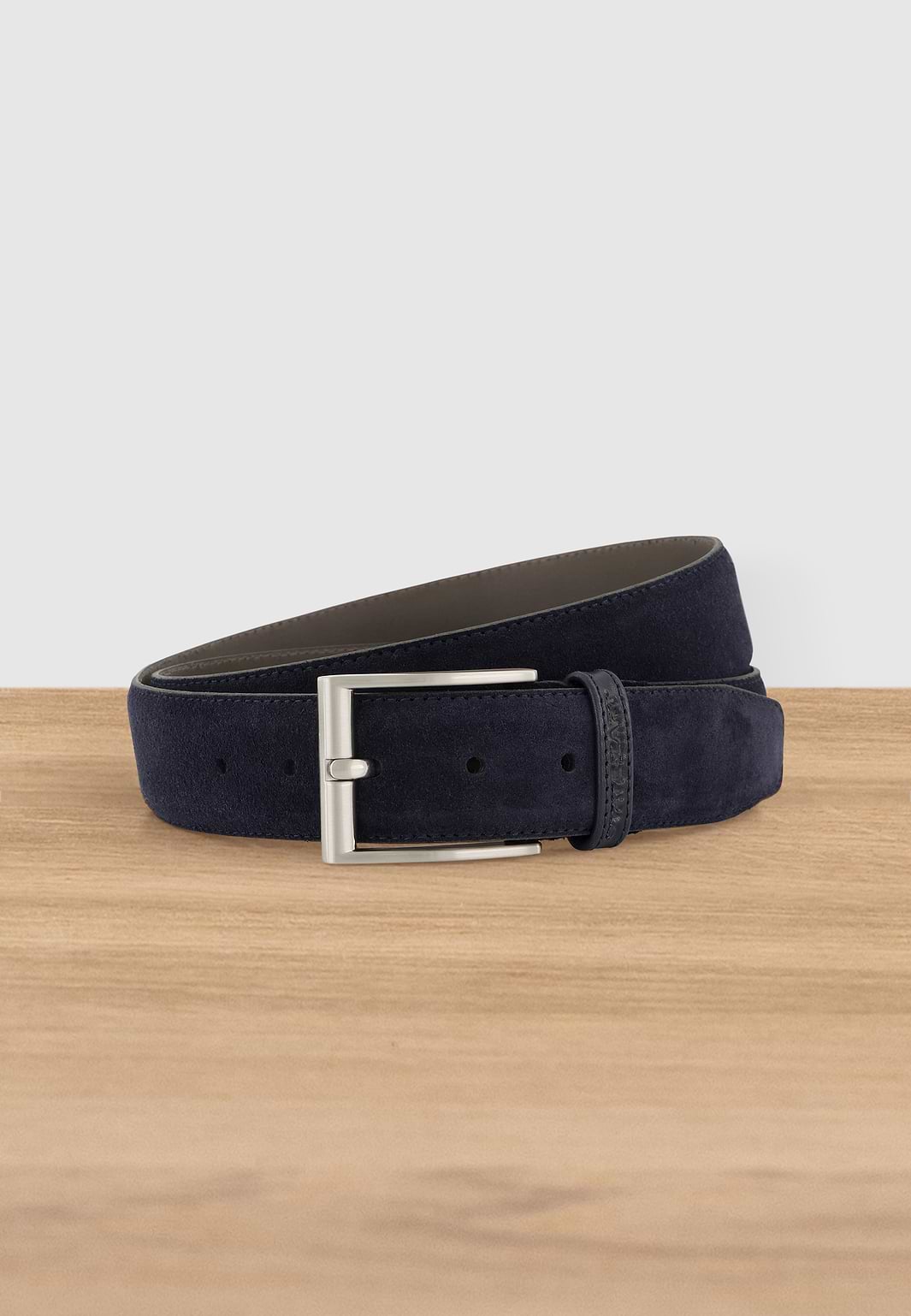 Ceinture-ESSENTIALS-en-daim