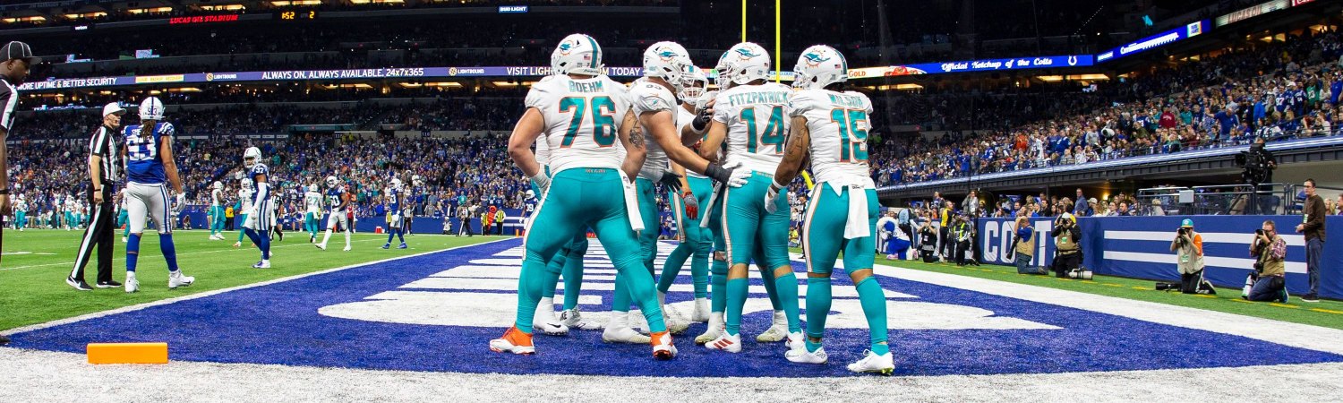 Miami Dolphins jugando en partido de pretemporada