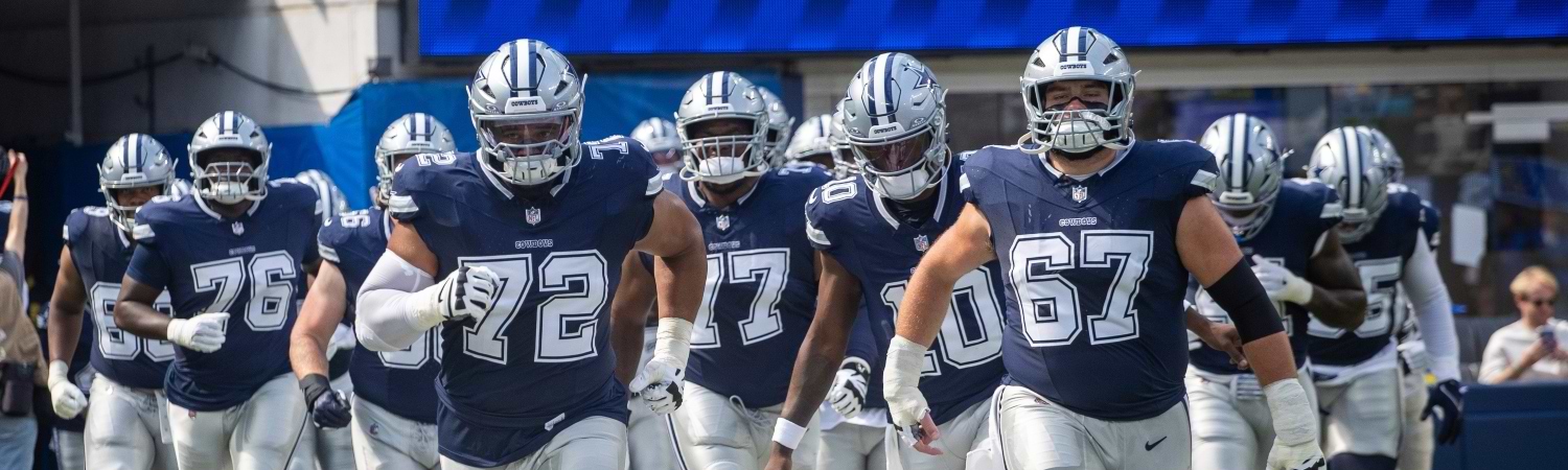COWBOYS NFL TEAM Desfilando listos para tomar posiciones