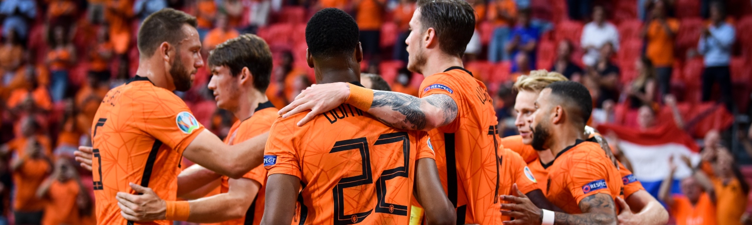 Países Bajos alineación futbol FC