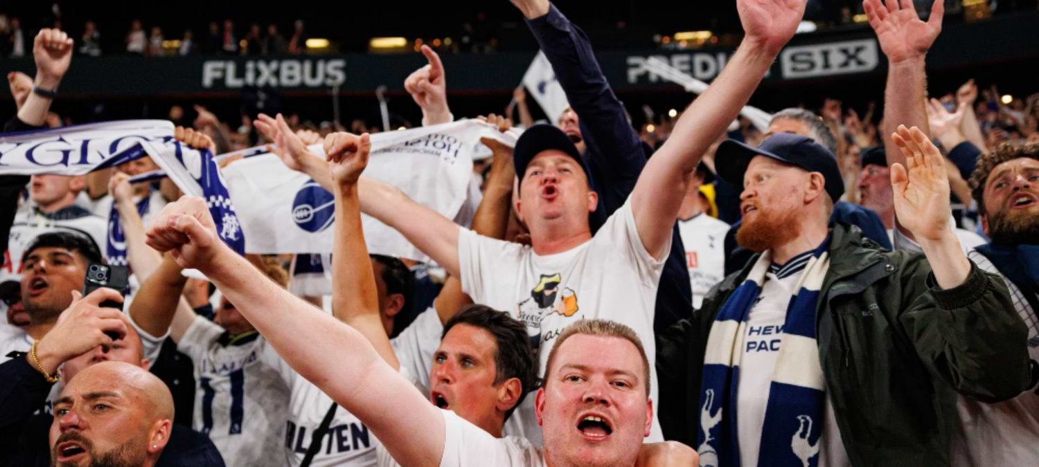 Fanaticos del equipo d e futbol Tottenham FC