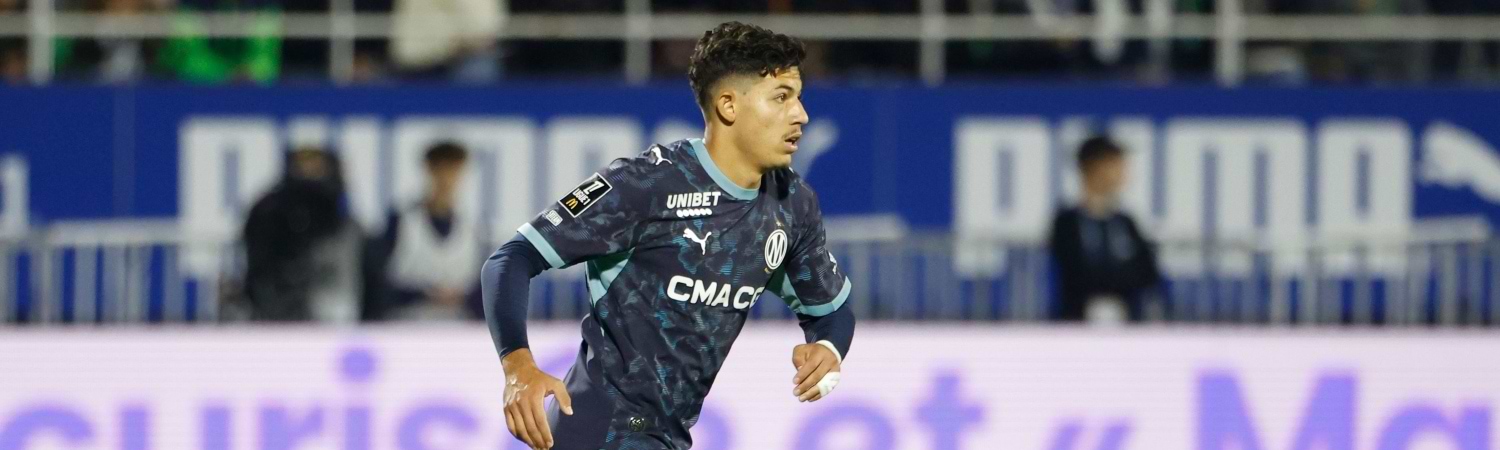 Kelyann Bezahaf en el Marseille vs Olympiacos