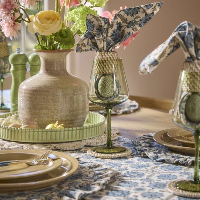 Styling a dining table: from everyday to occasion