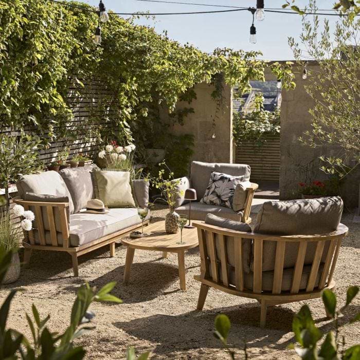 Garden design ideas: creating an outdoor space that feels like an extension of your home